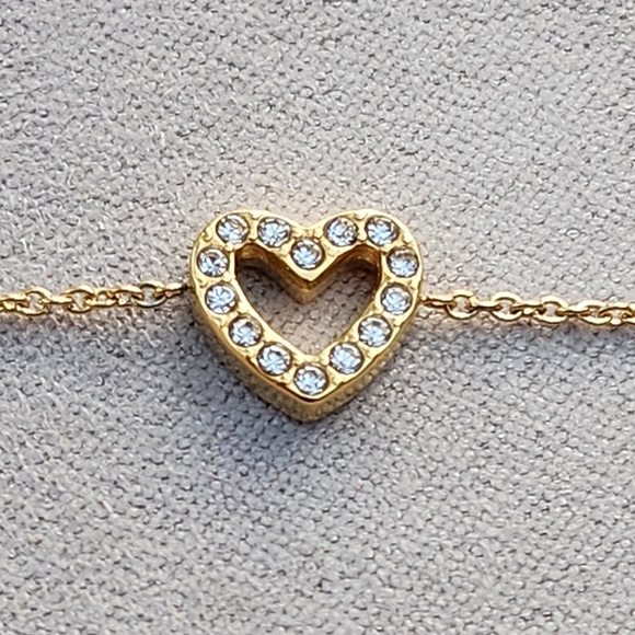 Michael Kors Gift Set - Picture 9 of 14